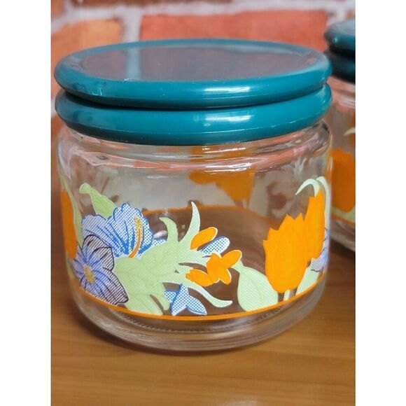 Set of 3 Vintage Glass Floral Canisters - Picture 10 of 10